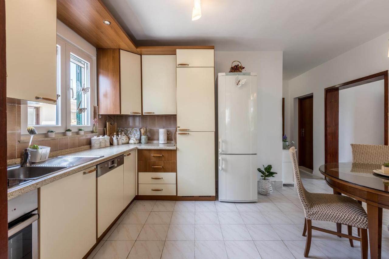 Citrus Accommodation Kastela Exterior photo