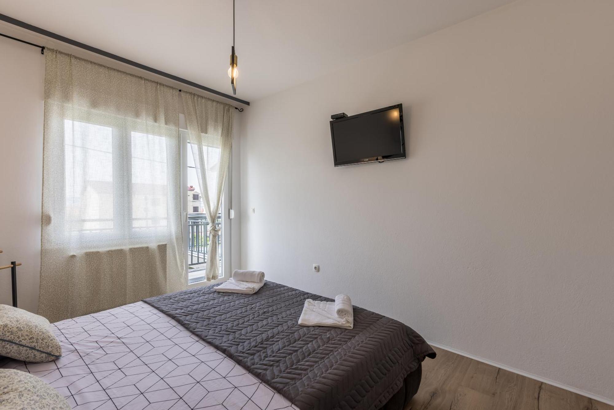 Citrus Accommodation Kastela Exterior photo